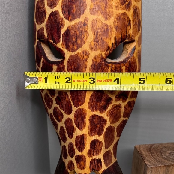 Vintage Estate Handcrafted Giraffe Mask Wall Art 15" - Picture 6 of 10